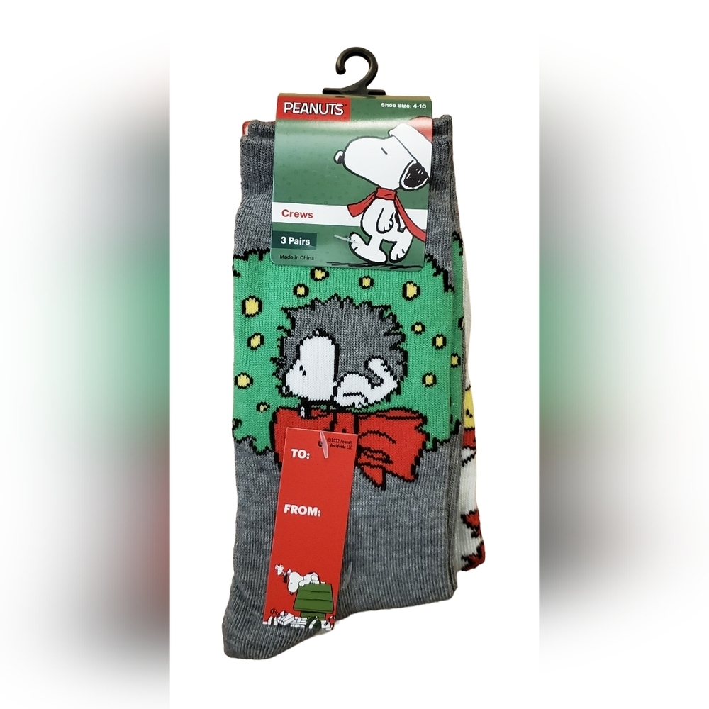 Snoopy Christmas Crew Socks 3 Pairs‎ New